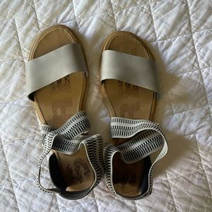 Gently used sorel sandles
